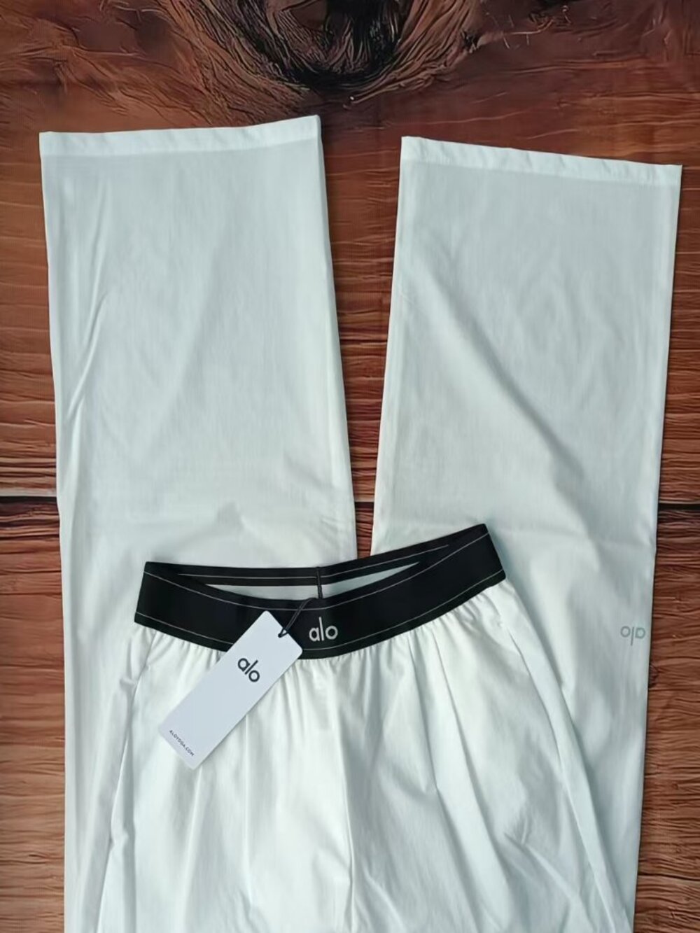 ✦Alo Yoga Suit Up Trouser White Regular Size ✦Loose Fit Pants - Picture 2 of 8